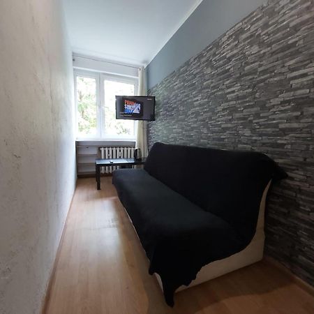 2050 Zwyciestwa 23 - Tanie Pokoje - Samodzielne Zameldowanie - Self Check In Poznań Esterno foto